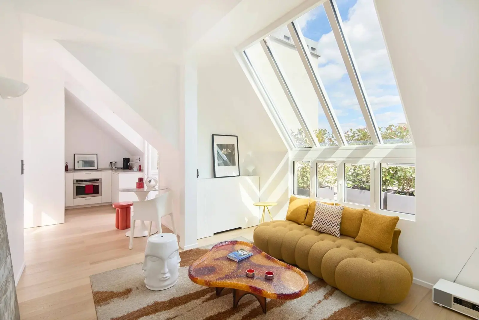 Un superbe pied-à-terre à deux pas des Champs-Élysées — Paris 8ᵉ